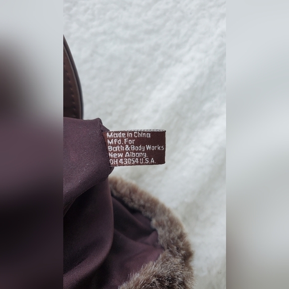 NWT Basket With Faux Fur  Very Pretty Brown Bath & Body Works‎ - Picture 6 of 9